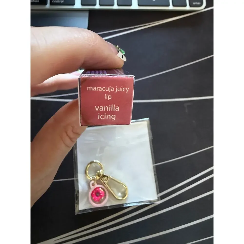 New Tarte Maracuja Juicy Lip - Vanilla Icing + Charm